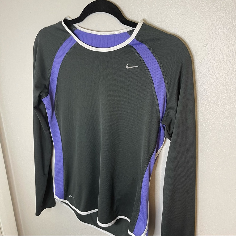 Nike Dri Fit Black and Purple Long Sleeve Top - Picture 2 of 7